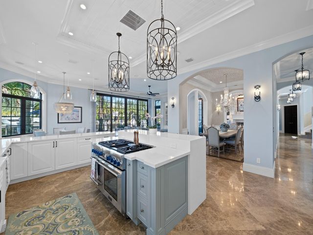 2319 NE 28TH Street, Lighthouse Point, FL 33064