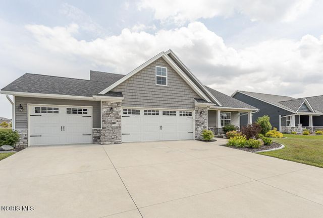 15193 Cypress Drive, Perrysburg, OH 43551