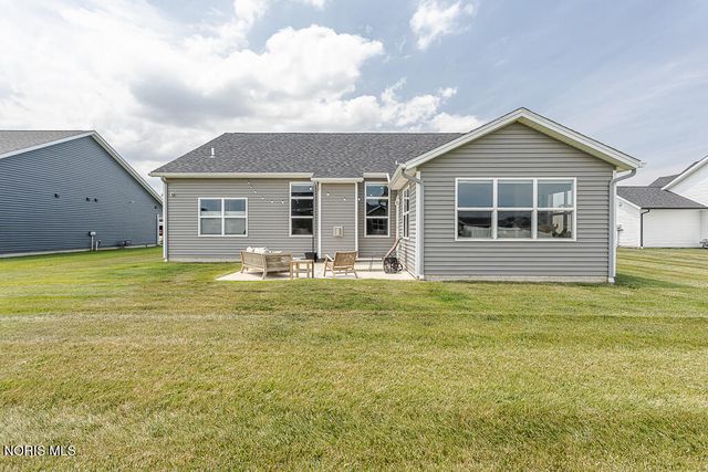 15193 Cypress Drive, Perrysburg, OH 43551