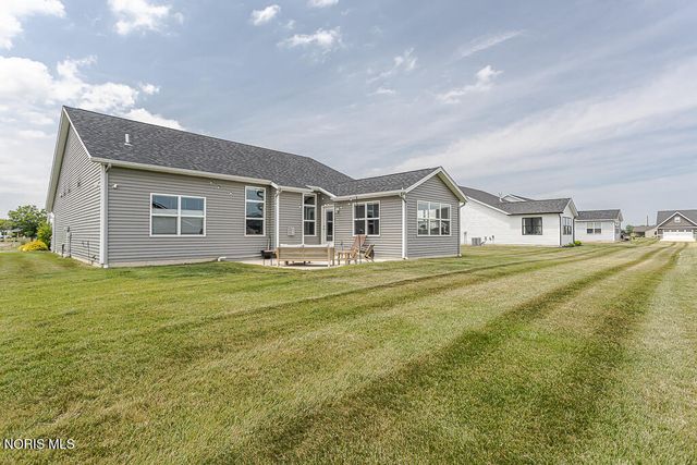 15193 Cypress Drive, Perrysburg, OH 43551