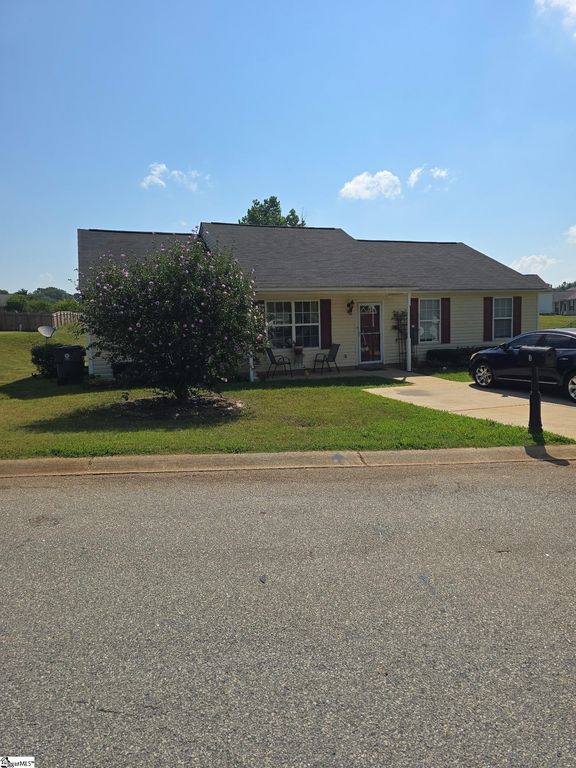 3 Nemecheck Court, Piedmont, SC 29673