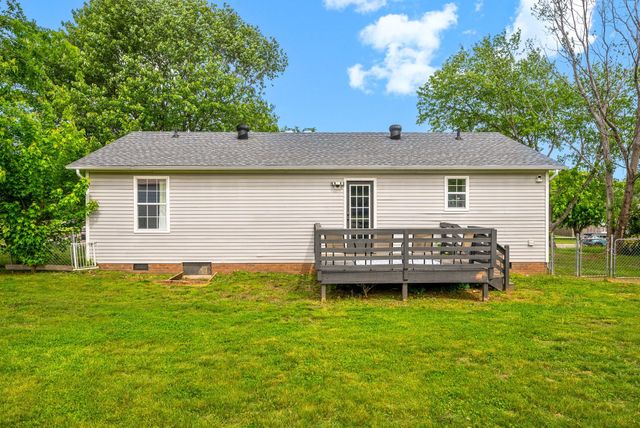 602 Artic Ave, Oak Grove, KY 42262
