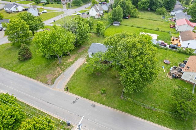 602 Artic Ave, Oak Grove, KY 42262