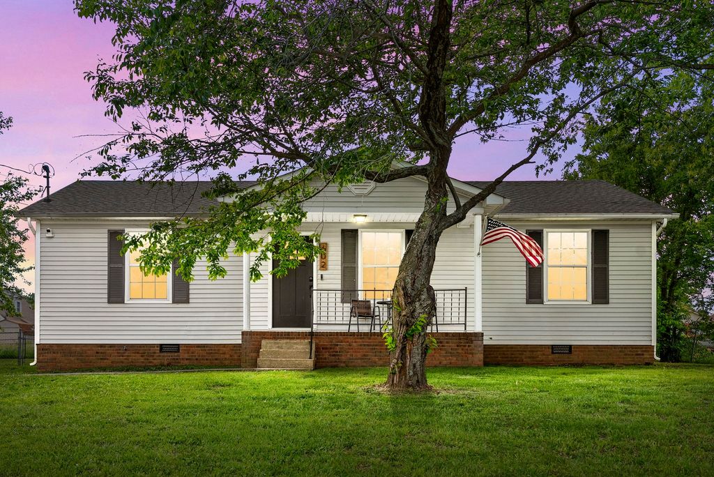 602 Artic Ave, Oak Grove, KY 42262