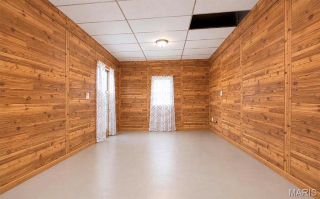 725 Jackson Lane, Godfrey, IL 62035
