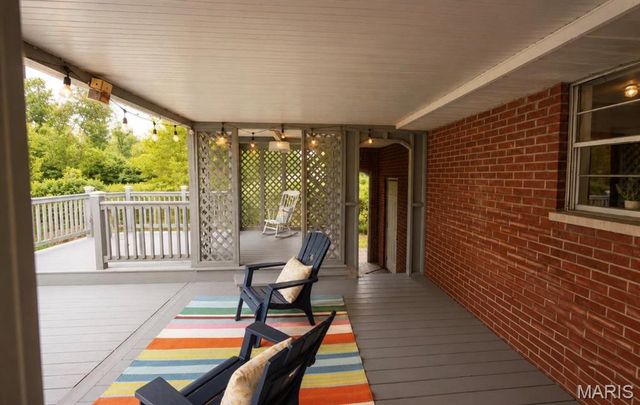 725 Jackson Lane, Godfrey, IL 62035