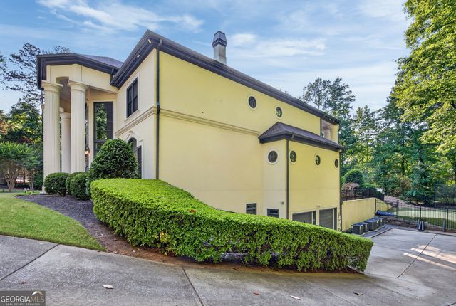 1 Cascade Pointe Drive SW, Atlanta, GA 30331