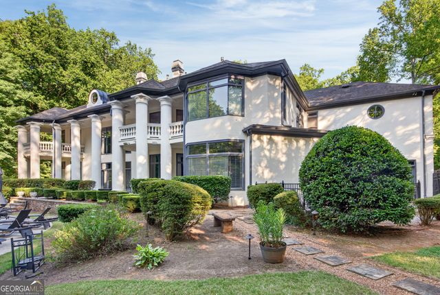 1 Cascade Pointe Drive SW, Atlanta, GA 30331