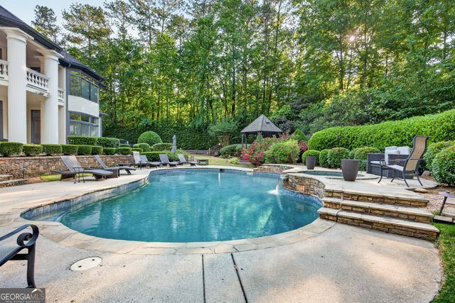 1 Cascade Pointe Drive SW, Atlanta, GA 30331