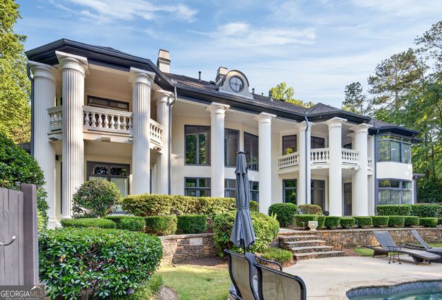 1 Cascade Pointe Drive SW, Atlanta, GA 30331