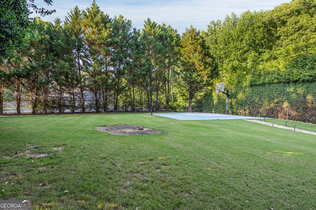 1 Cascade Pointe Drive SW, Atlanta, GA 30331
