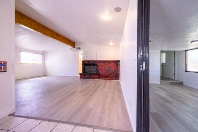 2009 Terrace Dr, Sacramento, CA 95825