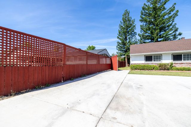 2009 Terrace Dr, Sacramento, CA 95825