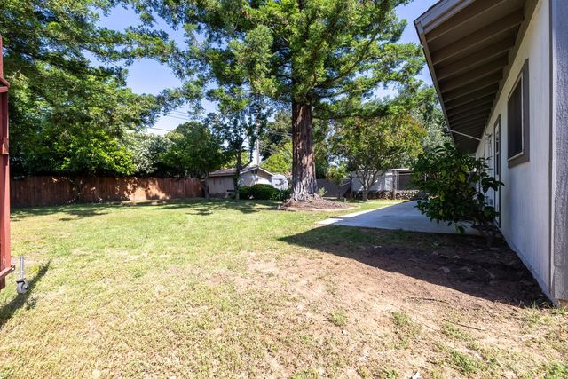 2009 Terrace Dr, Sacramento, CA 95825
