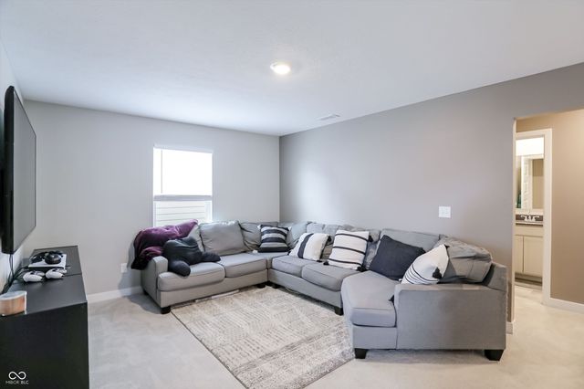 2503 S Carlota Drive, New Palestine, IN 46163
