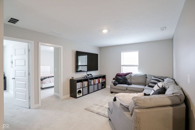 2503 S Carlota Drive, New Palestine, IN 46163