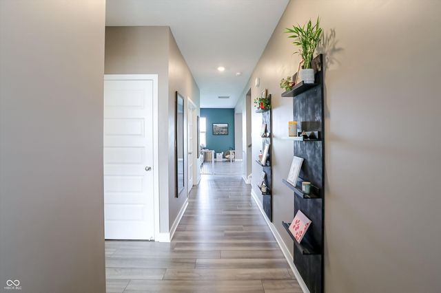 2503 S Carlota Drive, New Palestine, IN 46163
