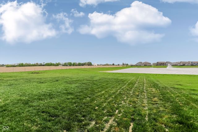 2503 S Carlota Drive, New Palestine, IN 46163