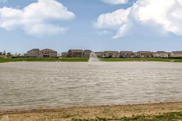 2503 S Carlota Drive, New Palestine, IN 46163