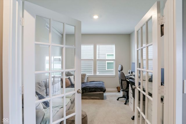 2503 S Carlota Drive, New Palestine, IN 46163