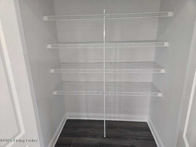 2712 Lindsay Ave, Louisville, KY 40206