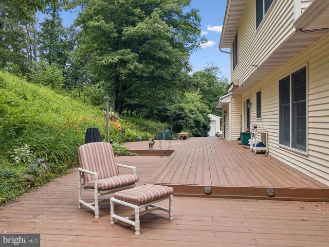 407 MILLER, Reading, PA 19608