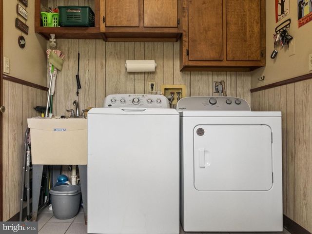 407 MILLER, Reading, PA 19608