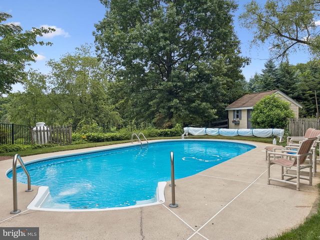 407 MILLER, Reading, PA 19608