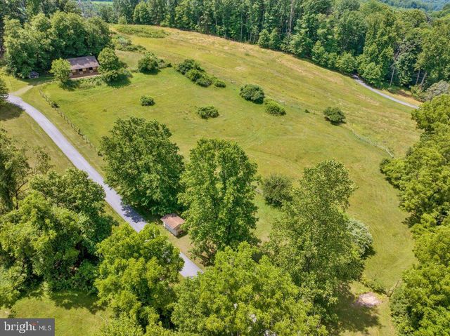 407 MILLER, Reading, PA 19608