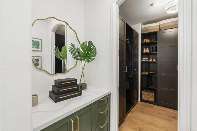 835 Lynwood Drive, Encinitas, CA 92024