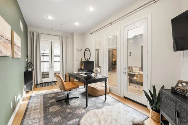 835 Lynwood Drive, Encinitas, CA 92024