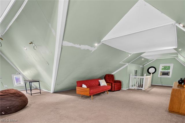 2242 Cordova Avenue, Youngstown, OH 44504
