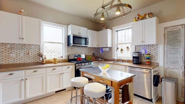 920 N Jackson Street, Bay City, MI 48708