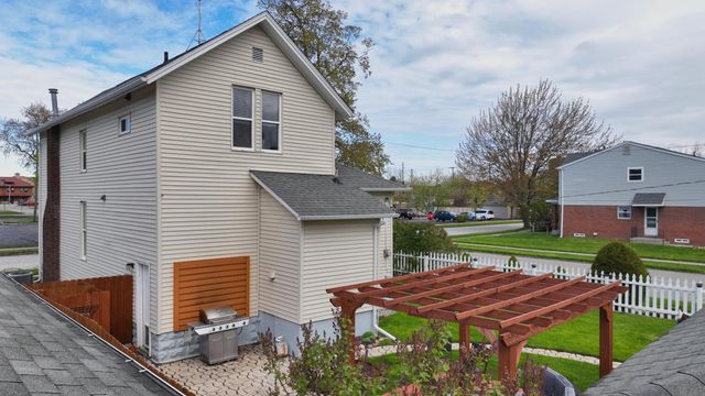 920 N Jackson Street, Bay City, MI 48708