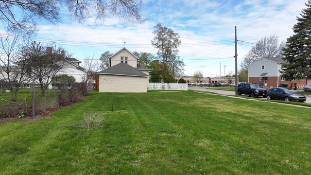 920 N Jackson Street, Bay City, MI 48708