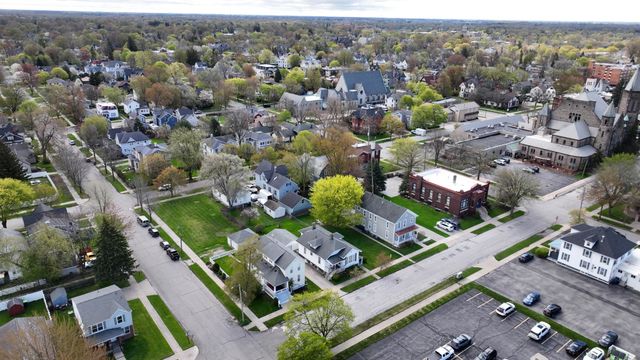 920 N Jackson Street, Bay City, MI 48708