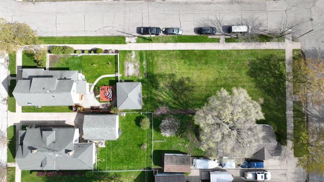 920 N Jackson Street, Bay City, MI 48708