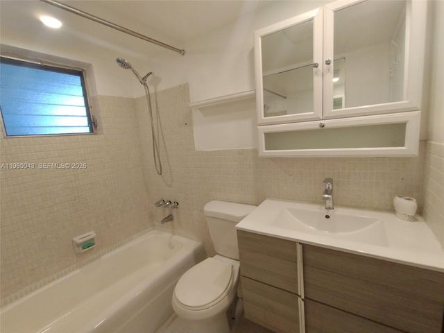 2225 Polk St 2A, Hollywood, FL 33020