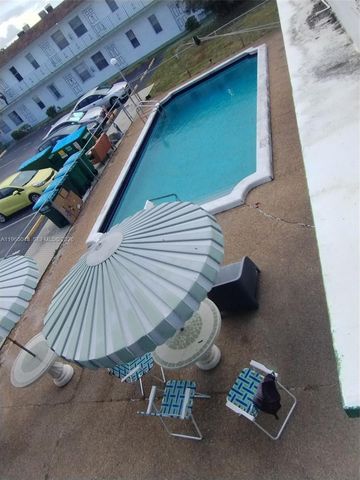 2225 Polk St 2A, Hollywood, FL 33020