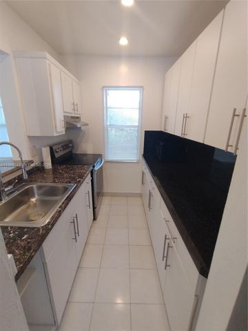 2225 Polk St 2A, Hollywood, FL 33020