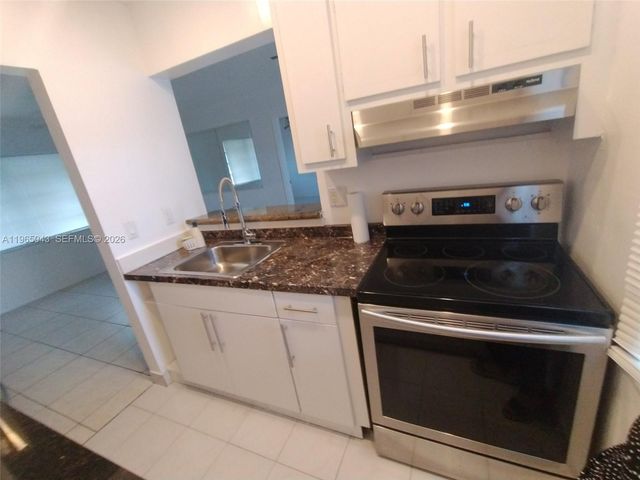 2225 Polk St 2A, Hollywood, FL 33020