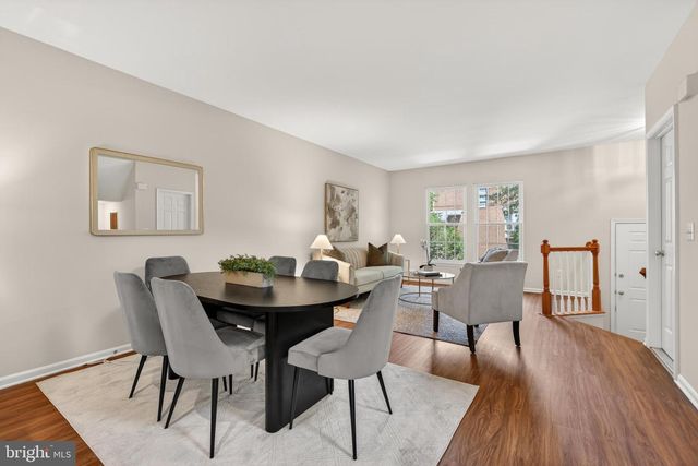 1409 PARK GARDEN LN, Reston, VA 20194