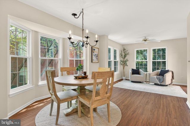1409 PARK GARDEN LN, Reston, VA 20194