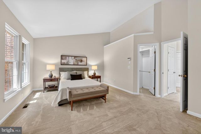1409 PARK GARDEN LN, Reston, VA 20194