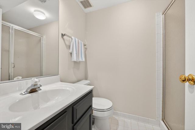 1409 PARK GARDEN LN, Reston, VA 20194