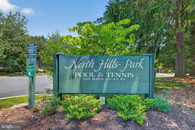 1409 PARK GARDEN LN, Reston, VA 20194