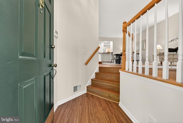 1409 PARK GARDEN LN, Reston, VA 20194