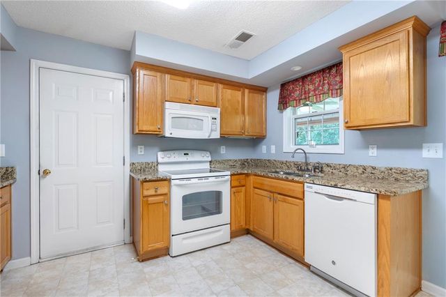 7760 Lazy River Lane, Cumming, GA 30028