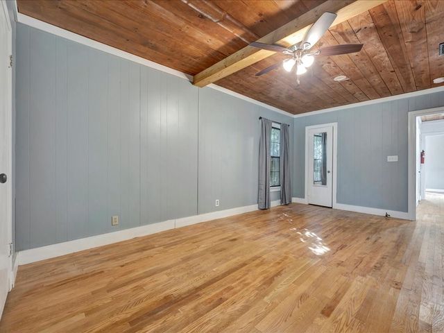 1402 Murphy Avenue, Lufkin, TX 75904