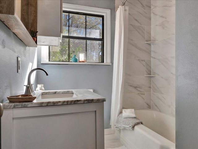 1402 Murphy Avenue, Lufkin, TX 75904